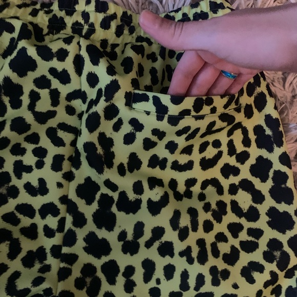 Forever 21 pants/sweats - Picture 4 of 4